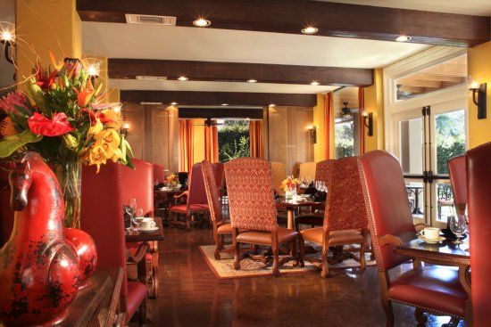 Anaqua Restaurant & Grille